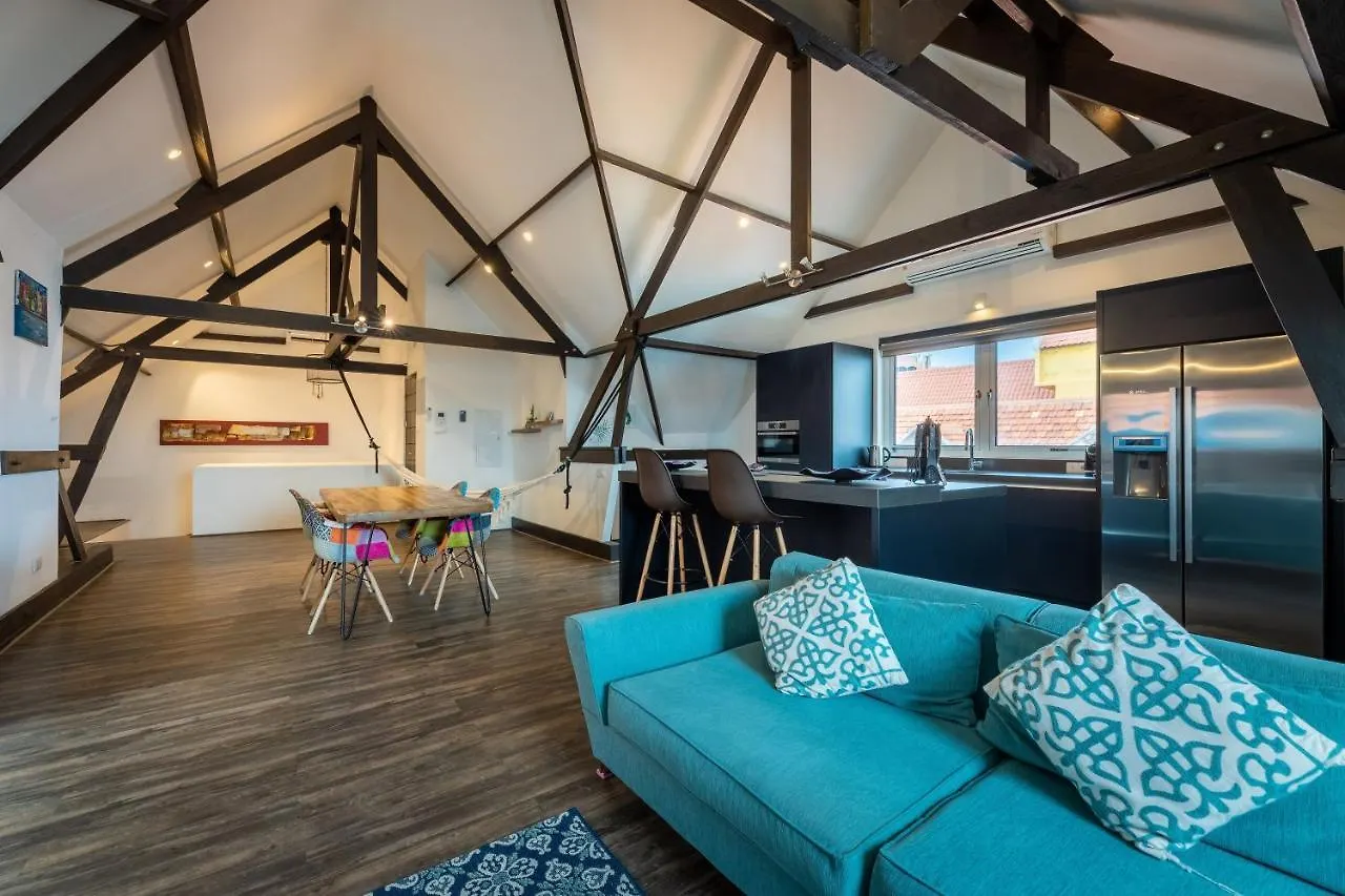 Blue Marlin Handelskade Apartments Willemstad