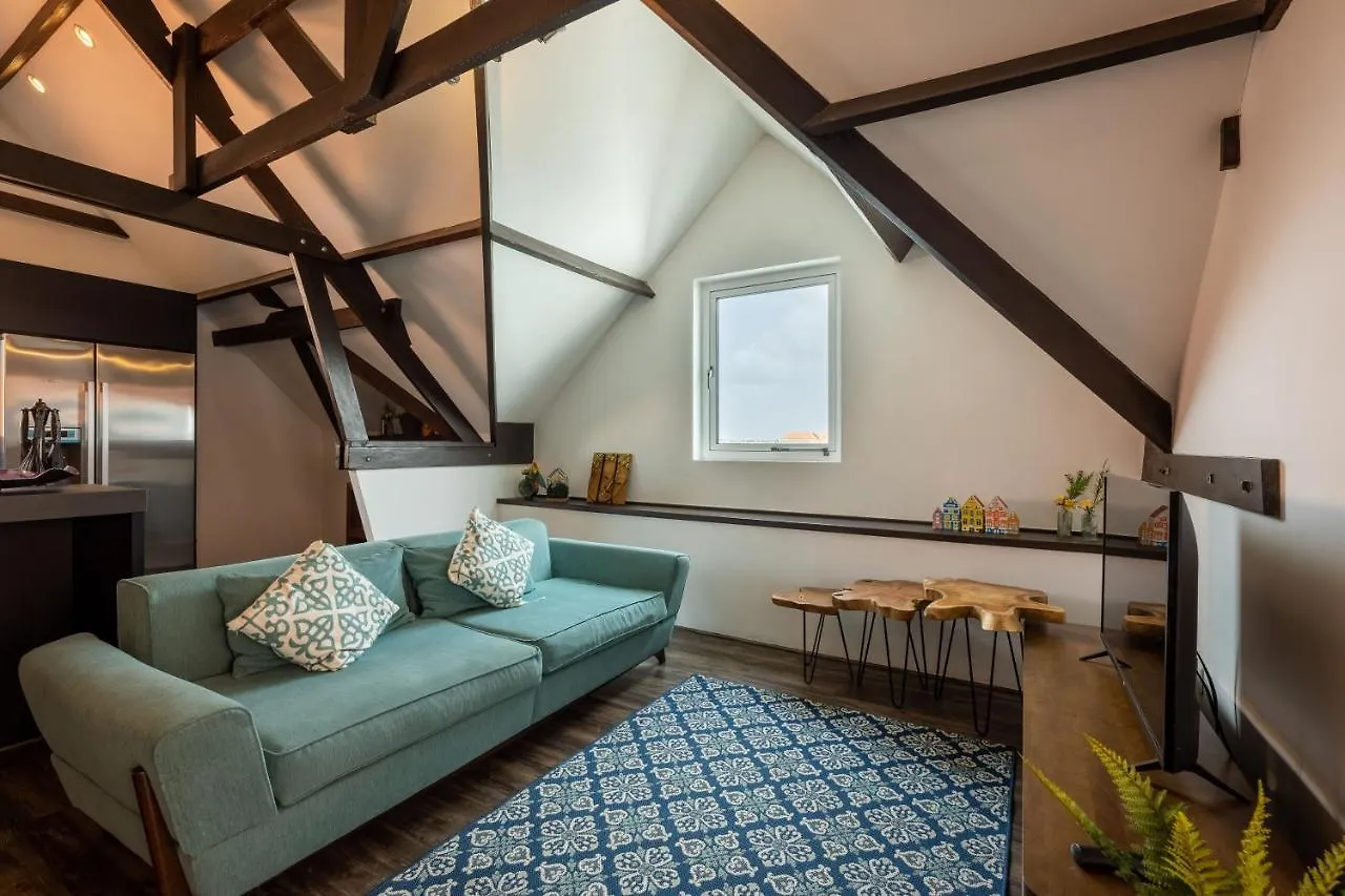 Blue Marlin Handelskade Apartments Willemstad